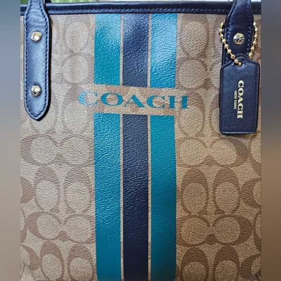Coach Signature Varsity Stripe City Zip Leather PVC In Khaki/watermelon/navy. - Picture 3 of 14